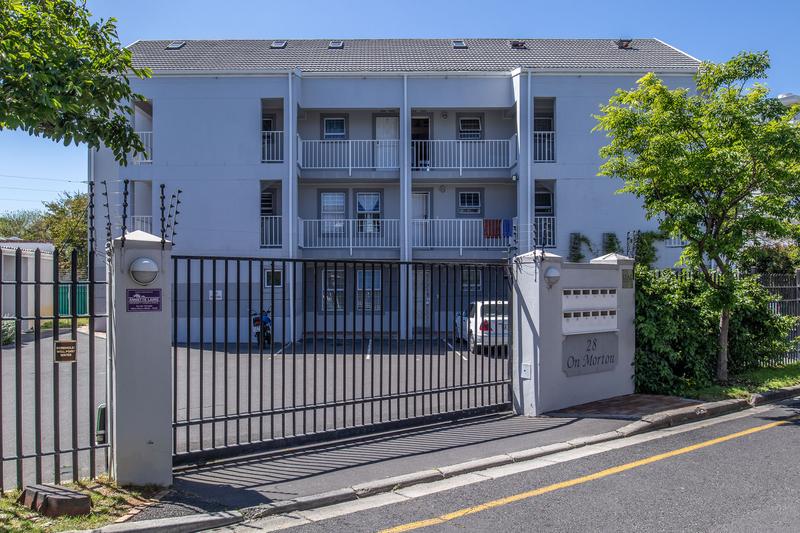 1 Bedroom Property for Sale in Plumstead Western Cape